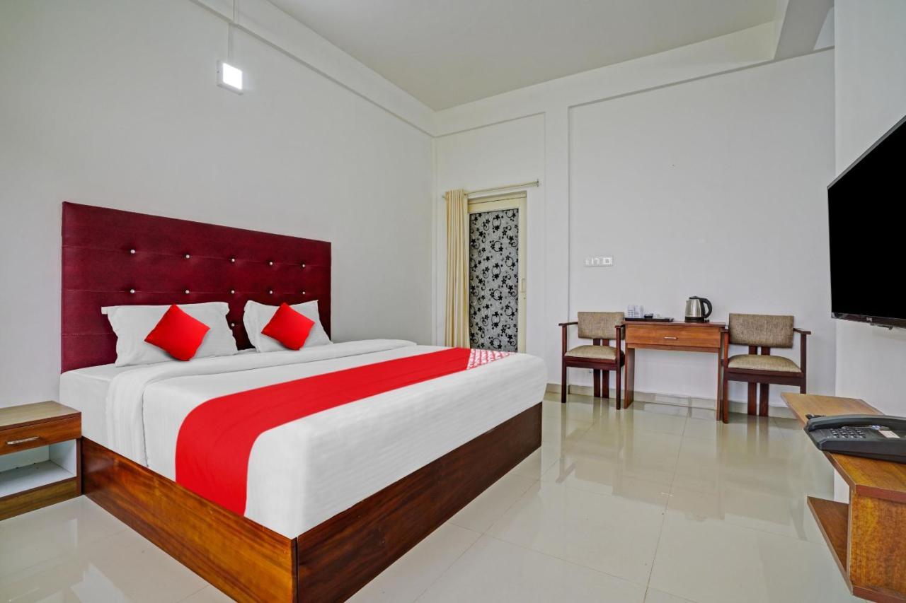 Hotel Oyo Flagship 81260 Star Lights Munnar Exteriér fotografie