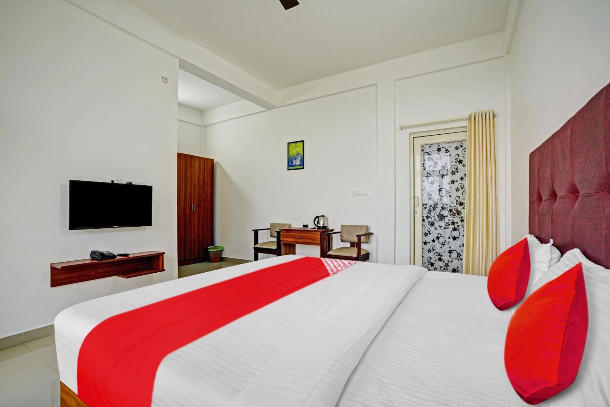 Hotel Oyo Flagship 81260 Star Lights Munnar Exteriér fotografie
