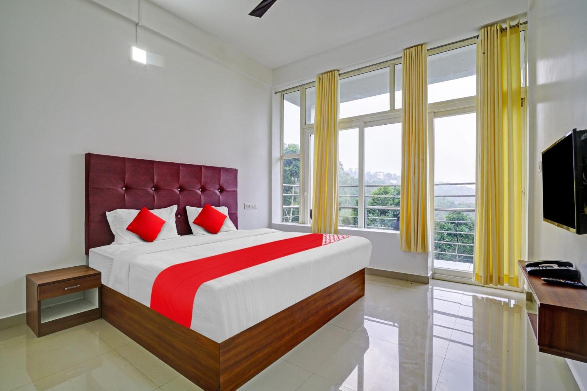 Hotel Oyo Flagship 81260 Star Lights Munnar Exteriér fotografie